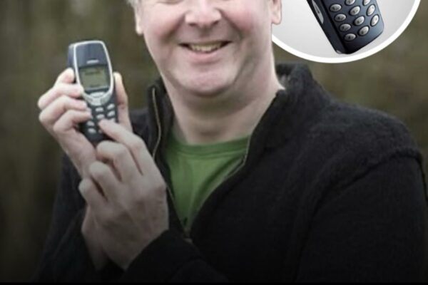 Vintage Phone Still Going Strong After 20 Years